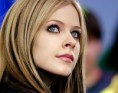 /album/sztarok/avril-lavigne-smile-lyrics-jpg/